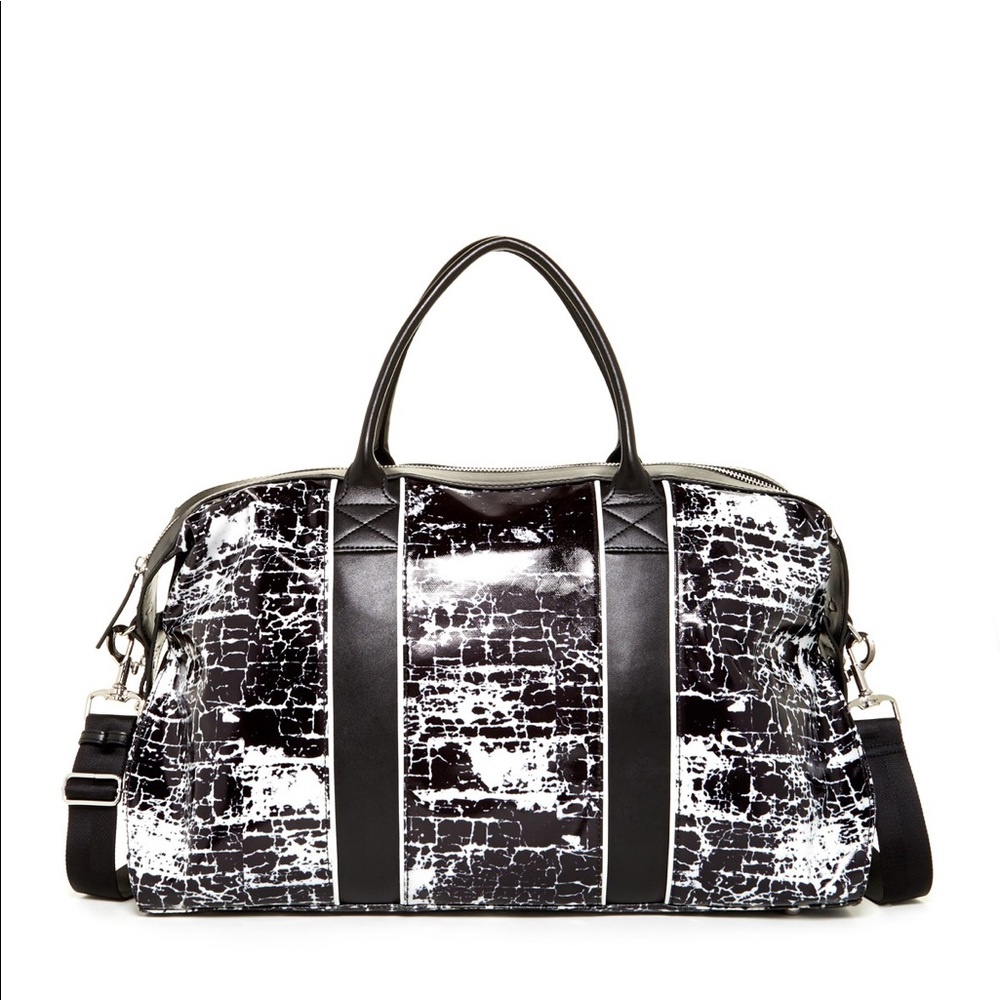 LAMB BY GWEN STEFANI GLOW TRAVEL WEEKENDER BAG